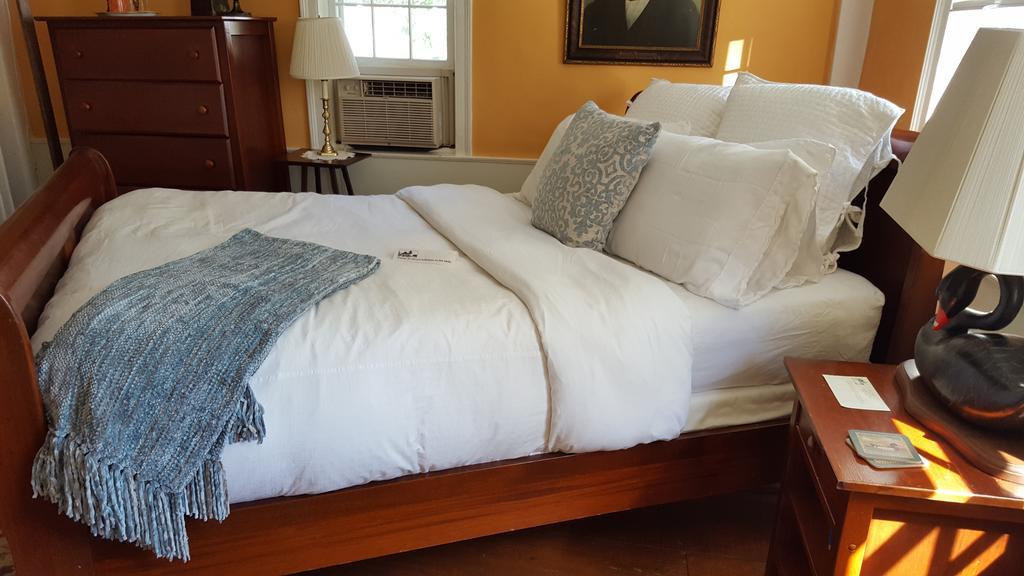 バインヤード・ヘブン The 1720 House Bed & Breakfast エクステリア 写真