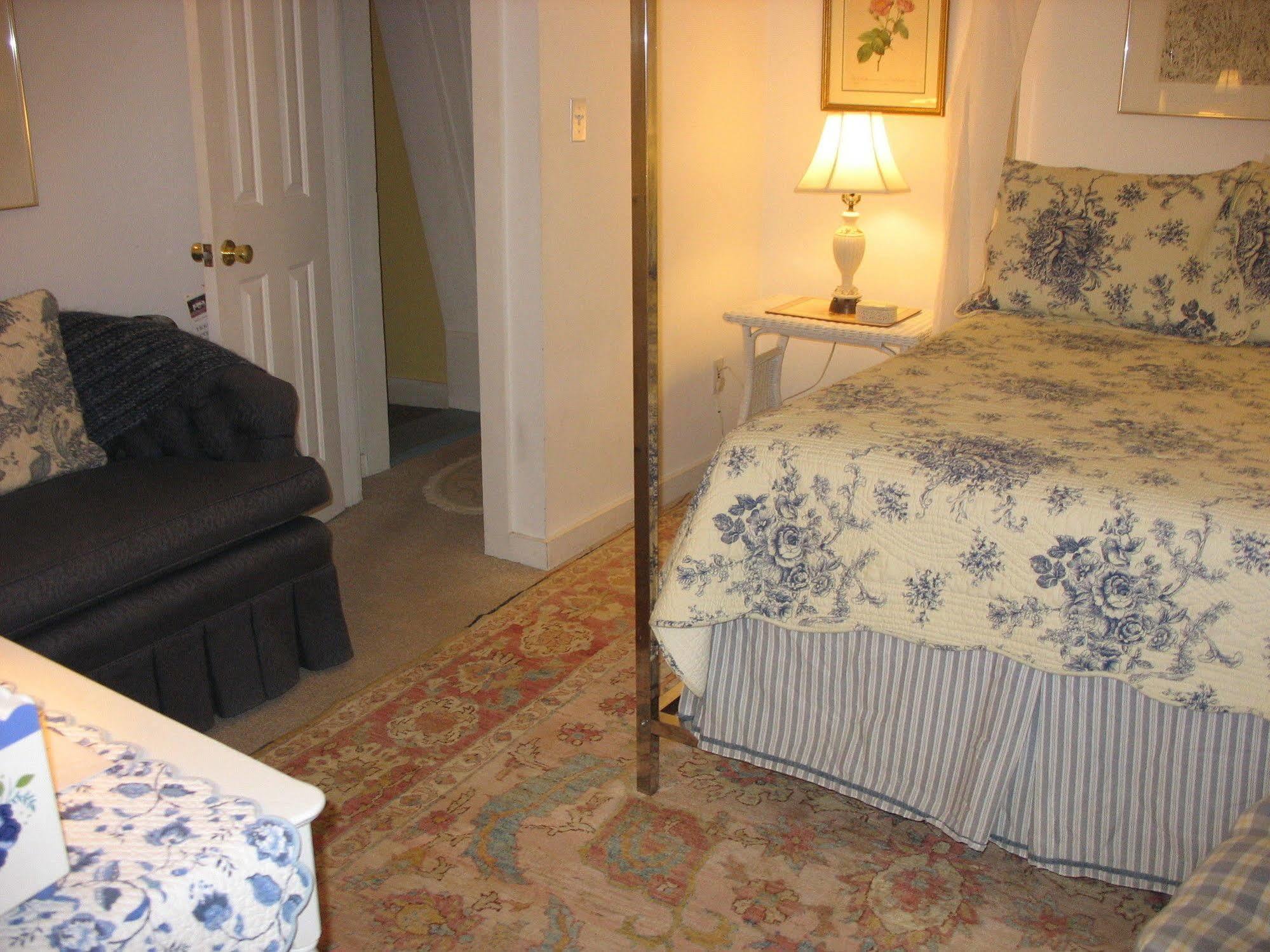 バインヤード・ヘブン The 1720 House Bed & Breakfast エクステリア 写真