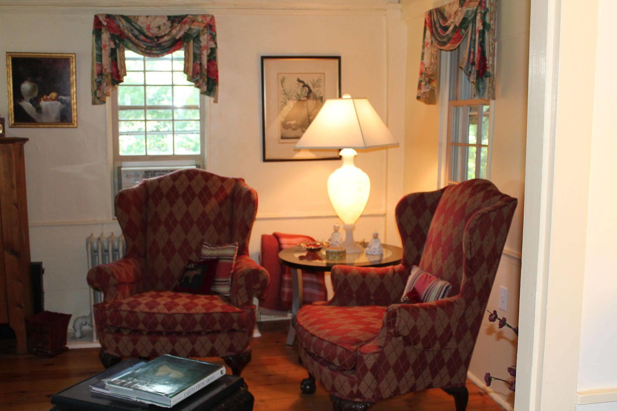バインヤード・ヘブン The 1720 House Bed & Breakfast エクステリア 写真