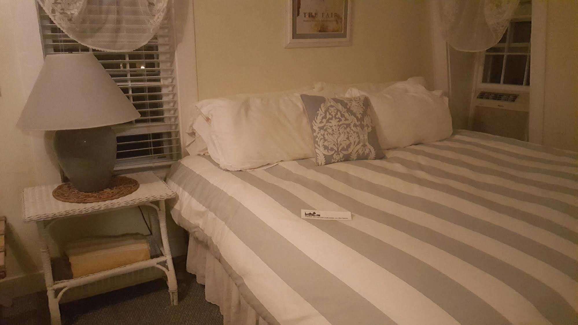 バインヤード・ヘブン The 1720 House Bed & Breakfast エクステリア 写真