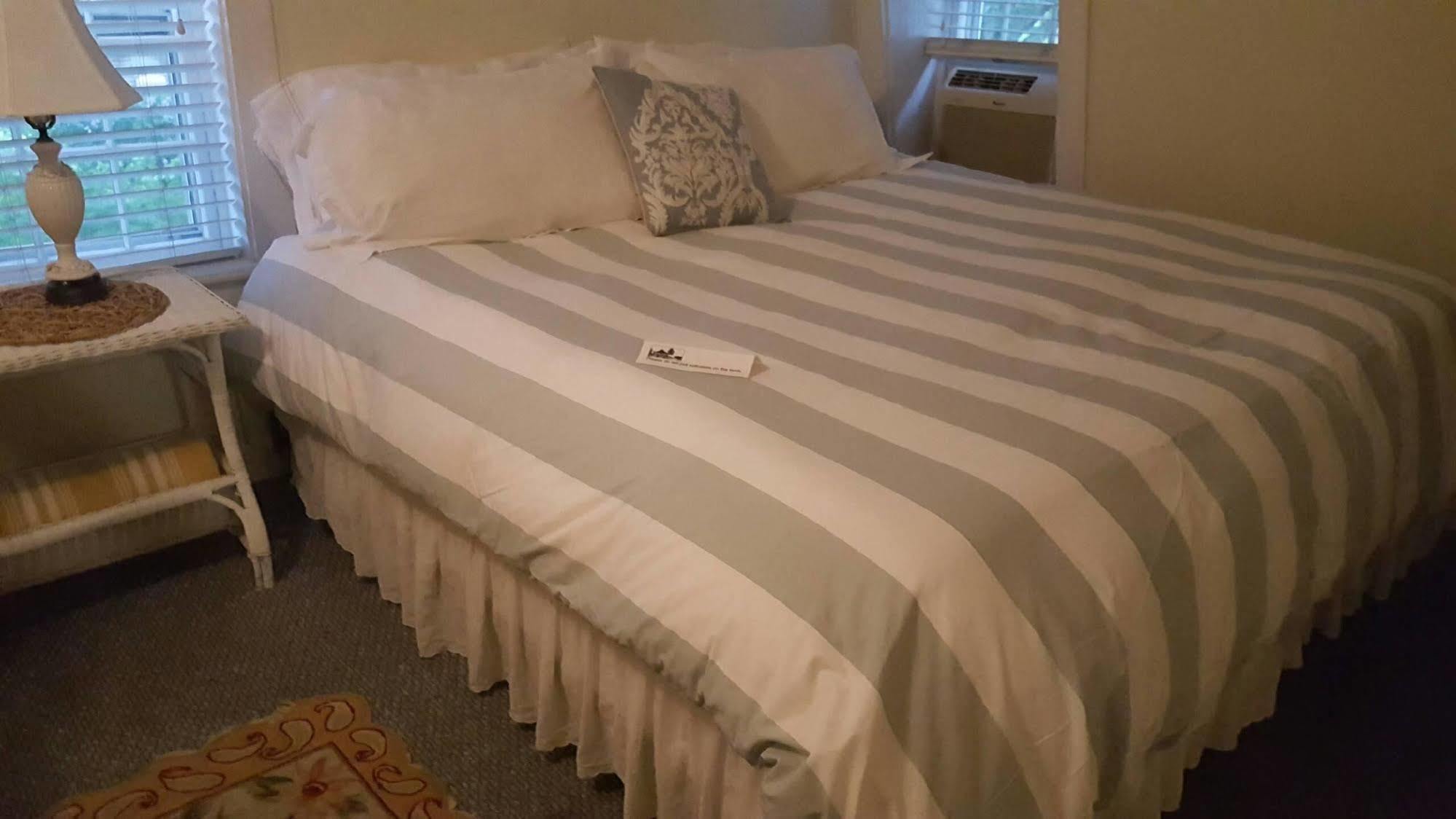 バインヤード・ヘブン The 1720 House Bed & Breakfast エクステリア 写真